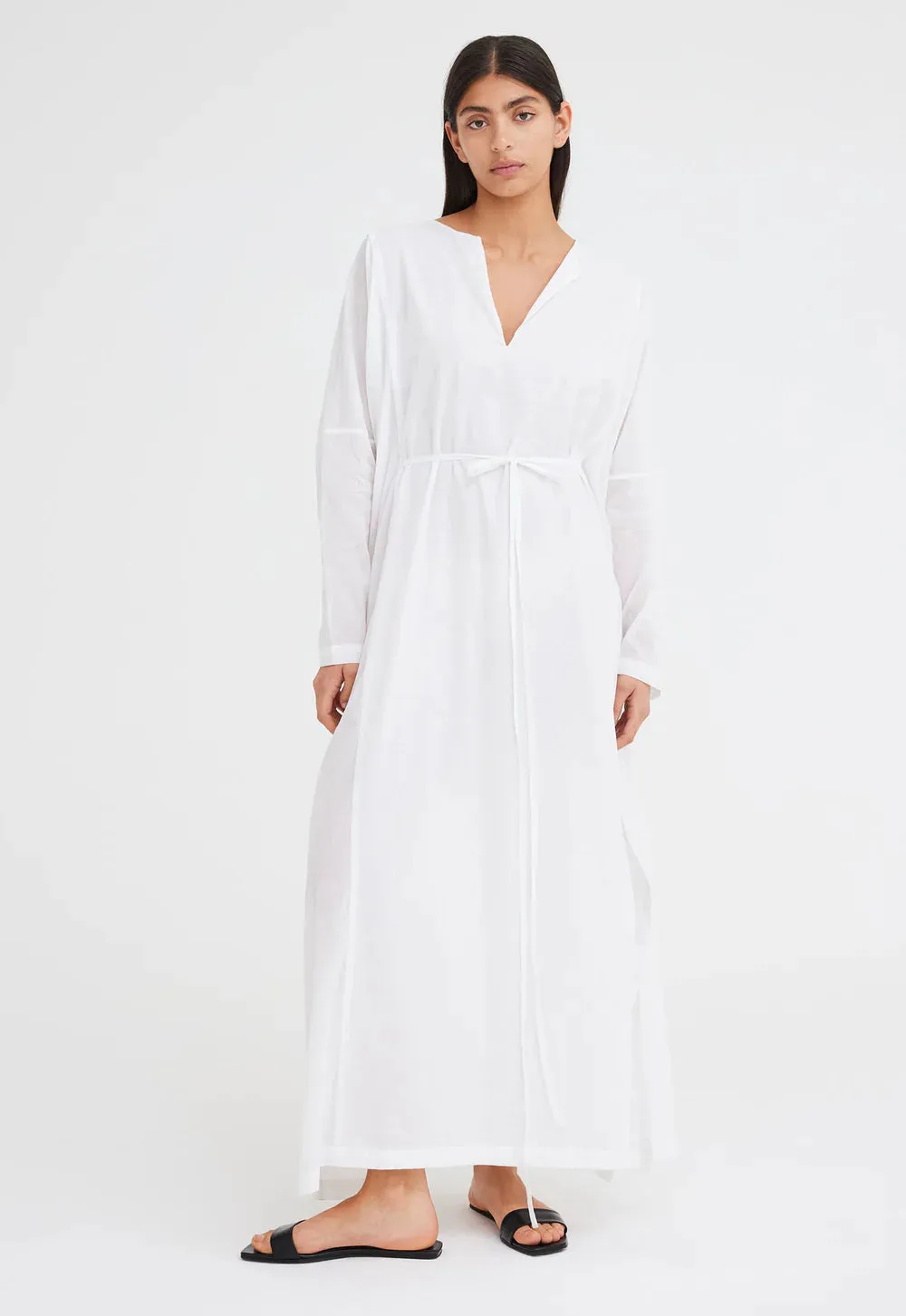 Arc Dress White-          -        