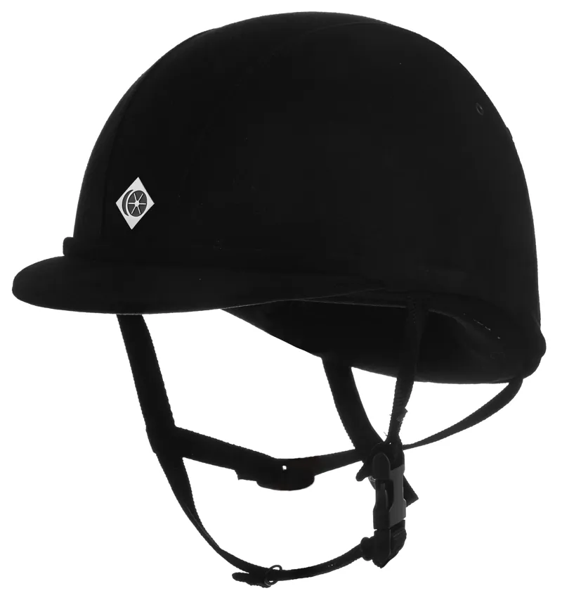 Charles Owen YR8 Junior Helmet in Plain Black