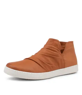 DIANA FERRARI Minkeal Tan Leather Sneakers Ws