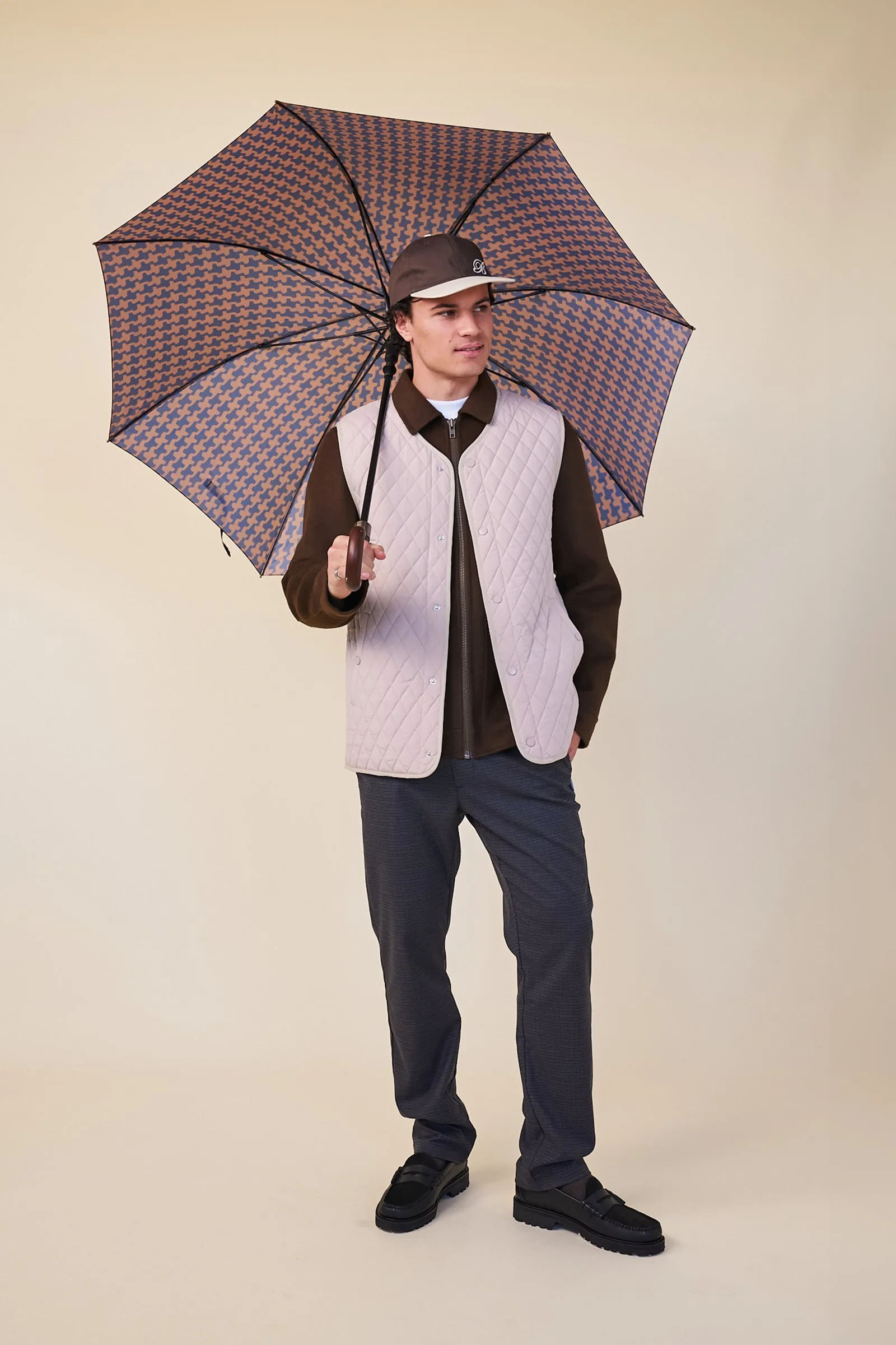 DOGTOOTH PATTERN LARGE UMBRELLA