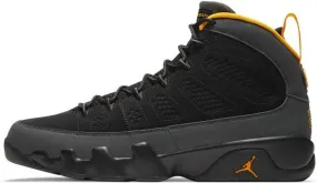 Jordan Air 9 Retro University Gold sneakers Black