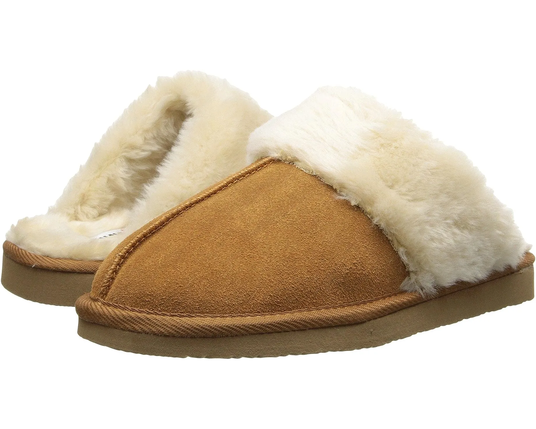 Minnetonka Chesney Scuff Slipper (Women’s)