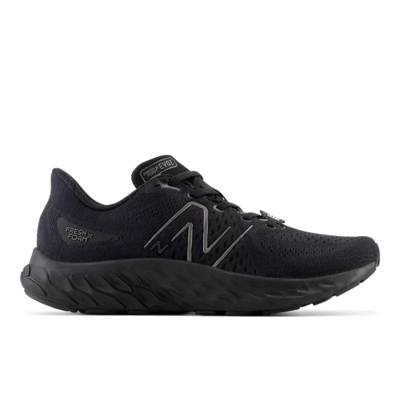 New Balance Women's Fresh Foam X EVOZ V3 Slip Resistant Running Shoe - WEVOZSR3