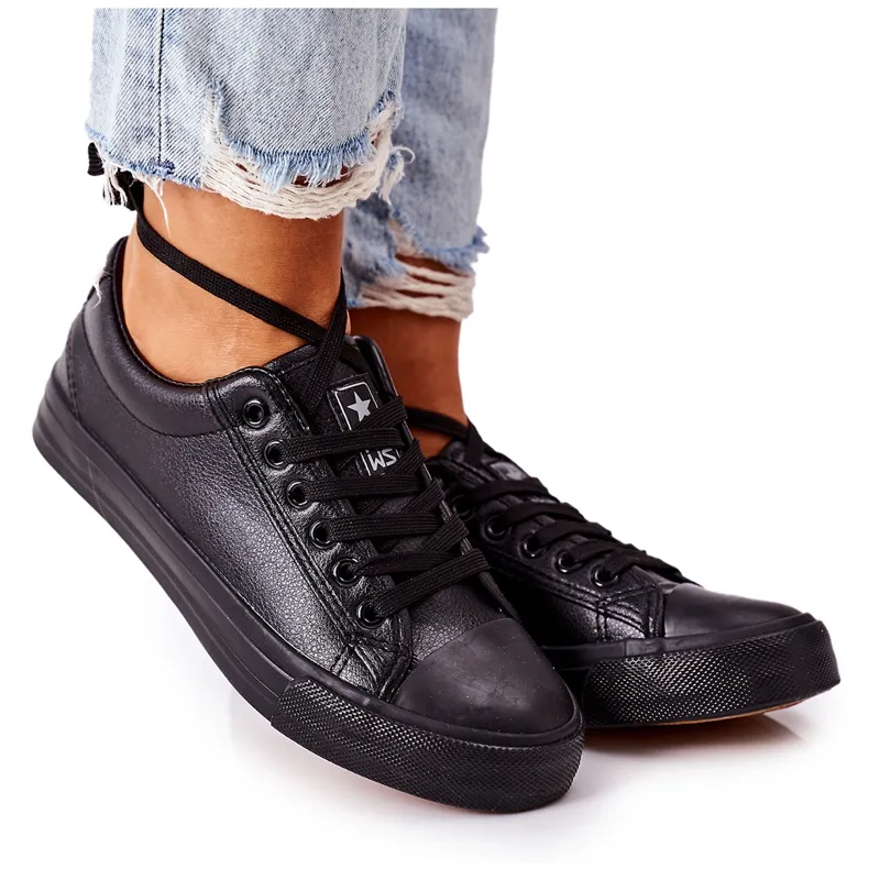 NEWS Women's Black Leather Sneakers Mega