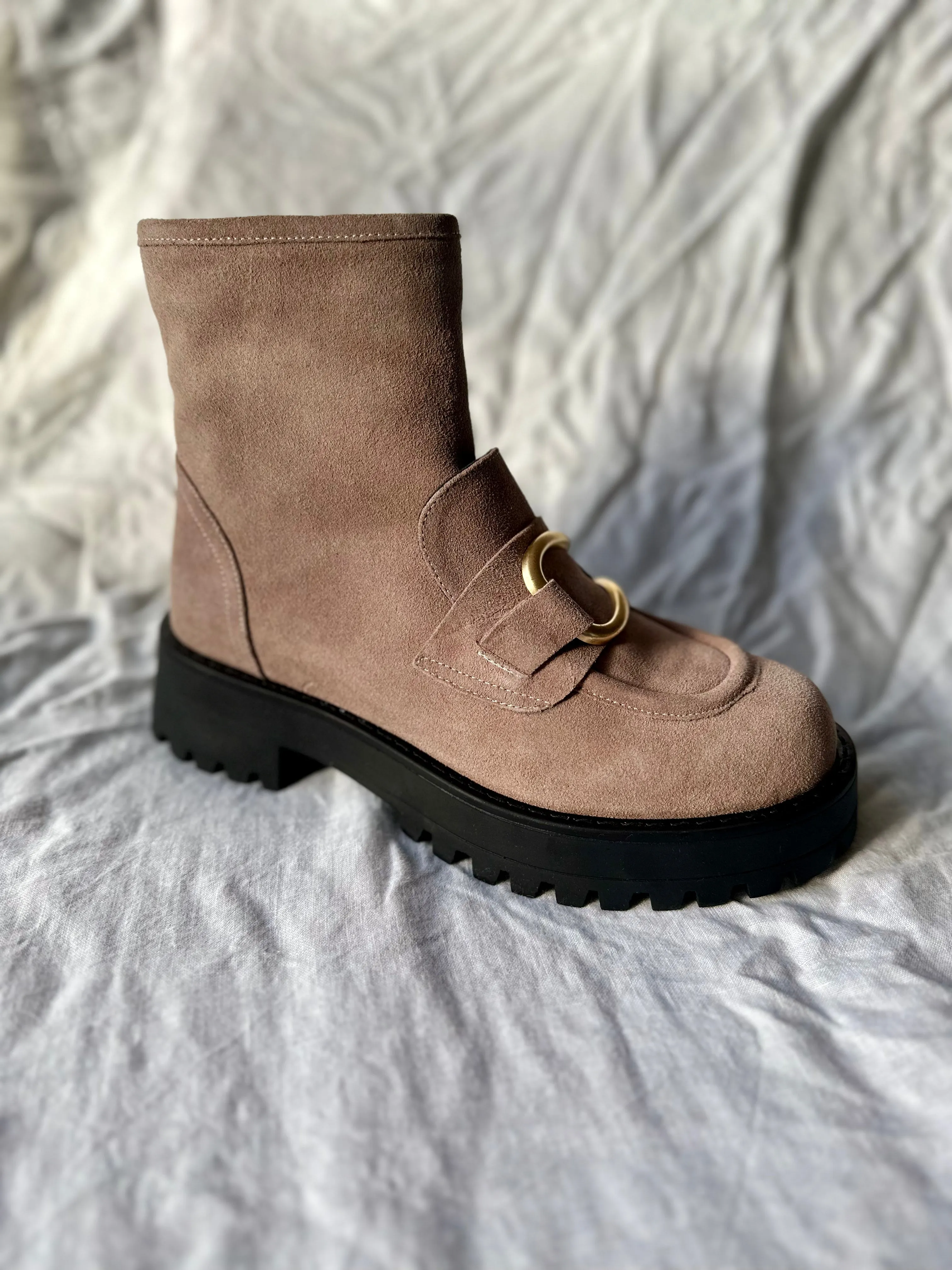 Sempre Di - Stone Hiker Boot Suede