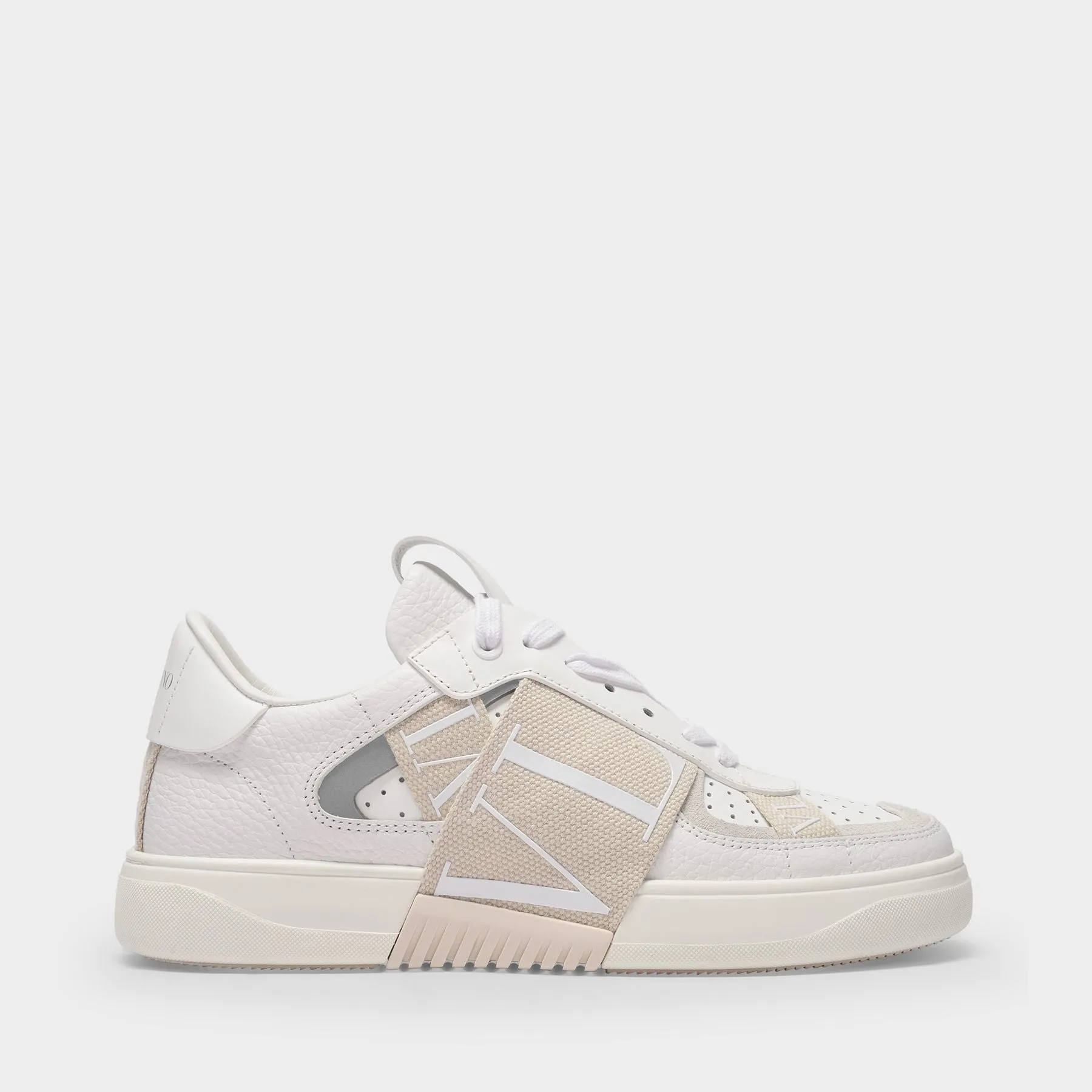 Valentino Garavani  Speed 3.0 Sneakers in Neutral Leather