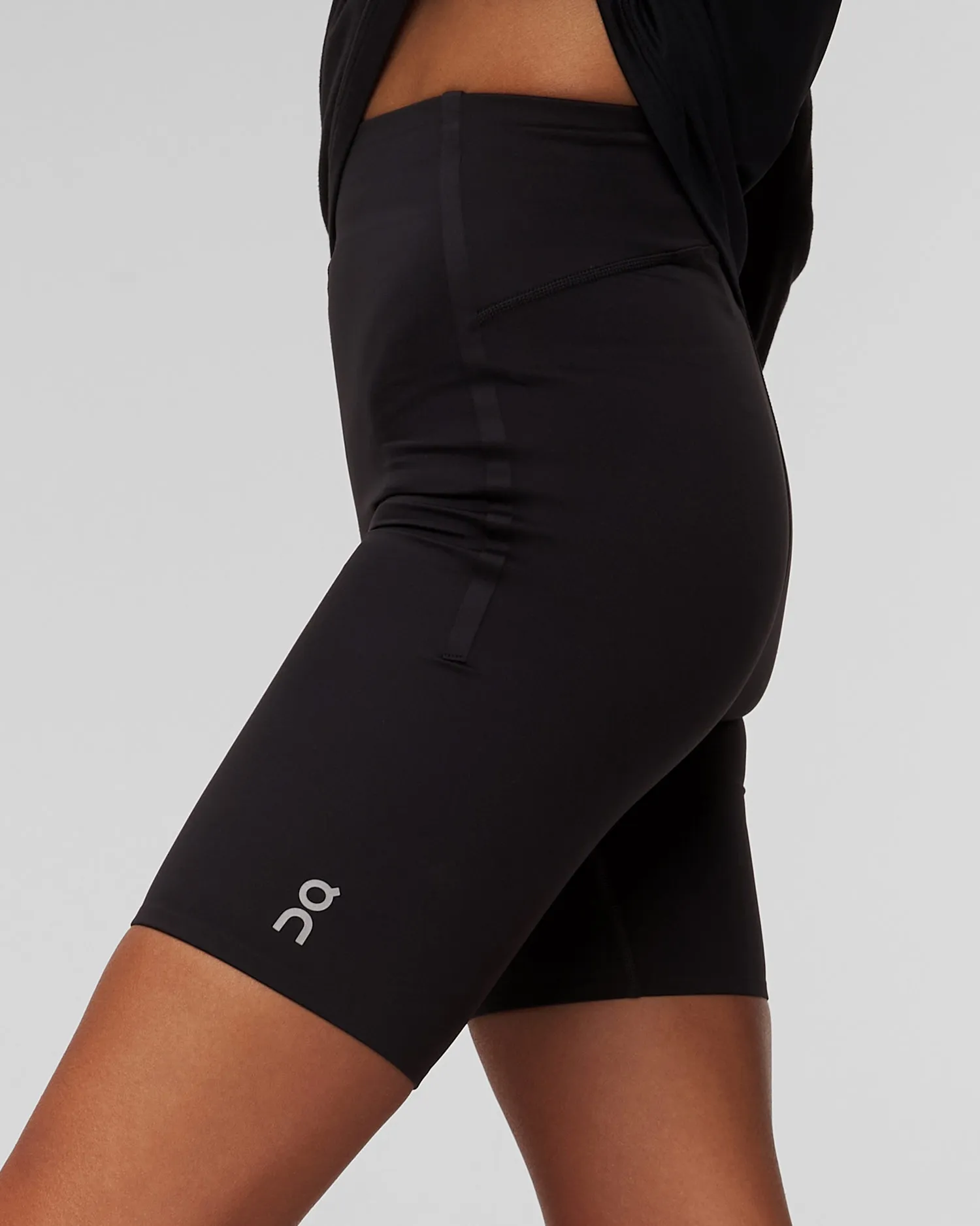 Women's short leggings On Running Active 1/2 1WE30400553-black